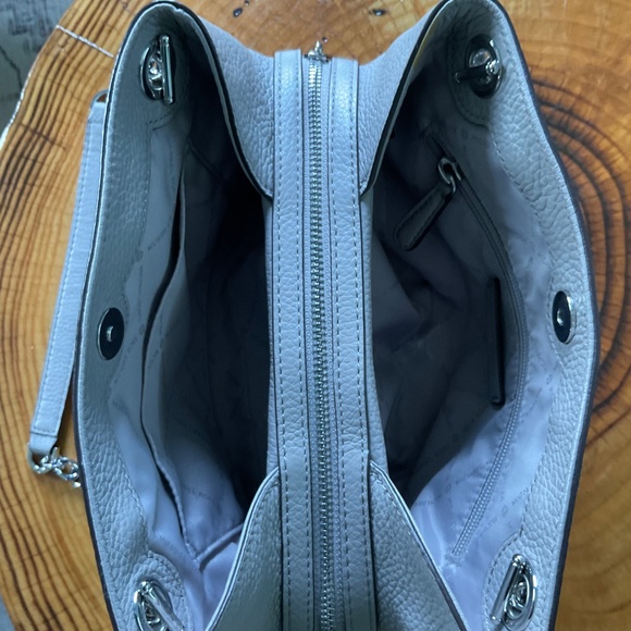 Michael Kors Jet Set Chain Messenger Shoulder Bag Gray Pebbled - Picture 9 of 16